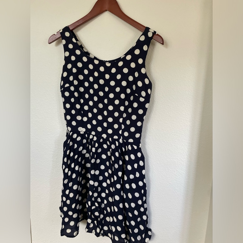 90’s Vintage Banana Republic Polkadot Dress - Picture 4 of 5